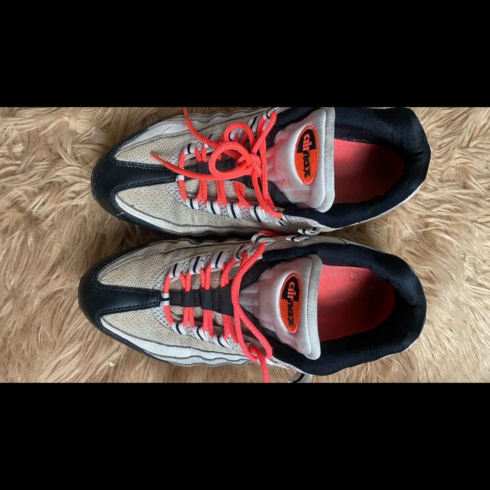 Nike air max 95 withe/ hot lava/black/granite